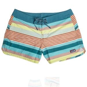Patagonia wavefarer board shorts size 2